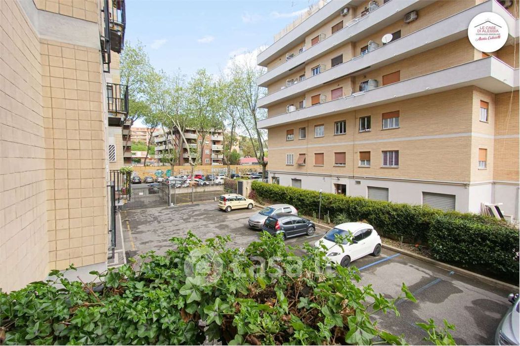 Appartamento in Vendita in Via della Magliana 279 a a Roma