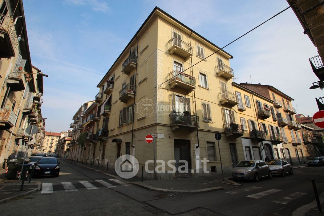Appartamento in Vendita in Via Baltea 7 a Torino