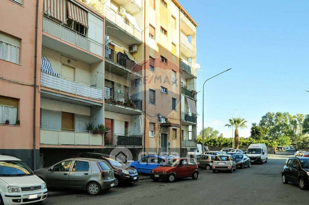 Appartamento in Vendita in Via Marcello Mastroianni 132 a Catania