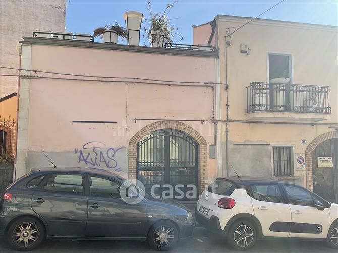 Casa indipendente in Vendita in Via Caronda a Catania