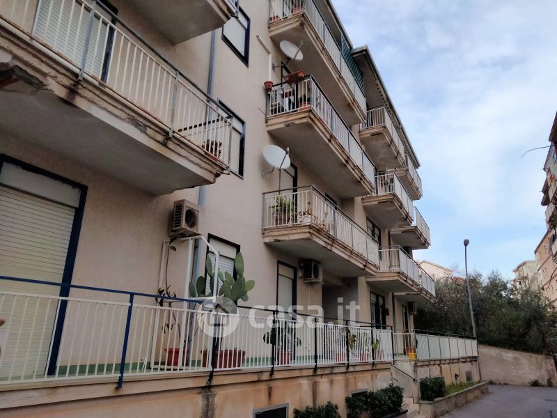 Appartamento in Vendita in Via Calcerano a Monreale