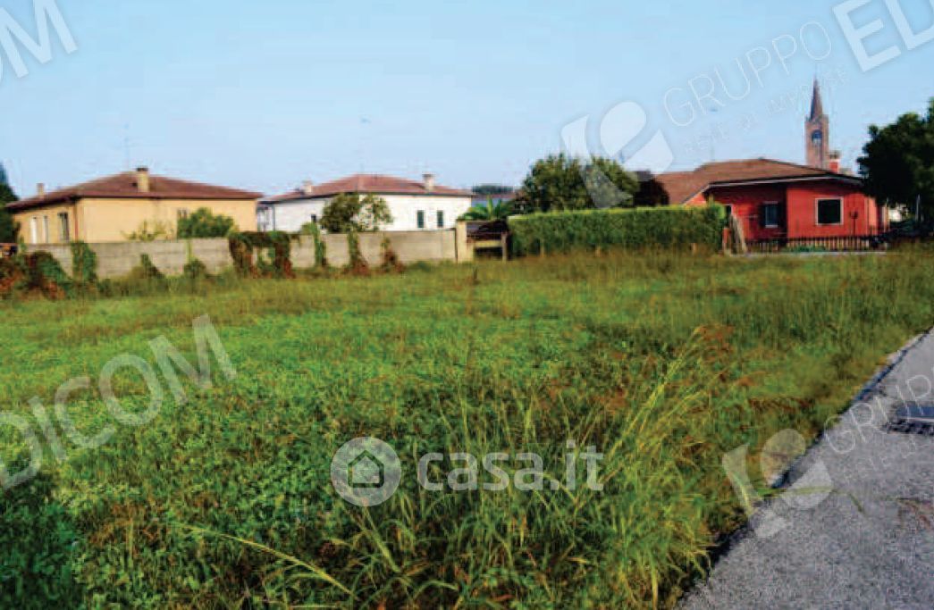 Terreno edificabile in Vendita in Località Fagnano, sul tratto sud di via Don Calabr a Trevenzuolo