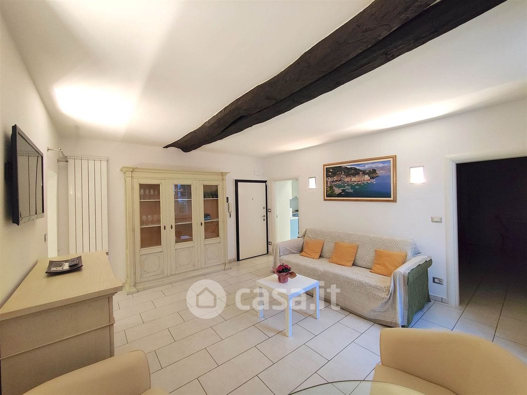 Appartamento in Affitto in Salita Montebello 1 a Santa Margherita Ligure