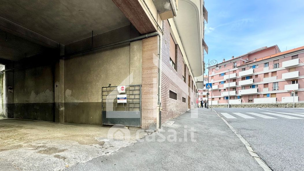 Garage/Posto auto in Vendita in Via Barbariga 5 a Trieste