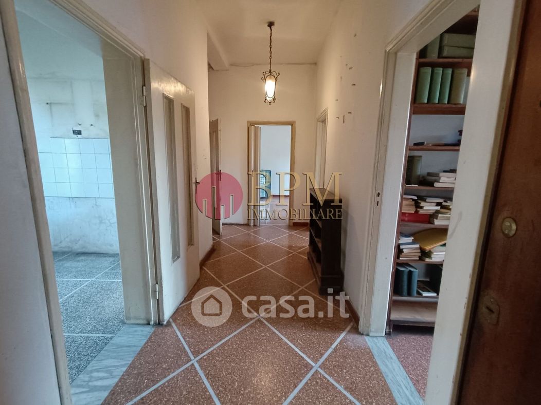 Appartamento in Vendita in Via Calzabigi 81 a Livorno