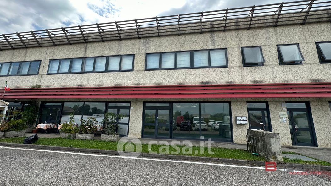 Negozio/Locale commerciale in Vendita in Via Stiria a Udine