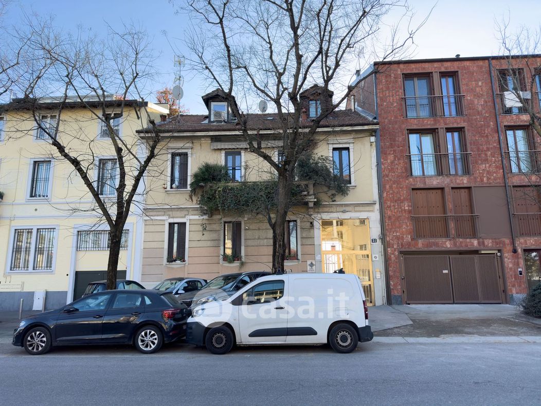 Appartamento in Vendita in Via Stilicone 31 a Milano