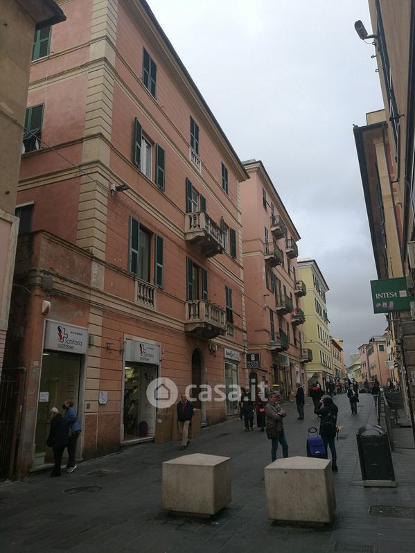 Appartamento in Vendita in Via Sestri 60 a Genova