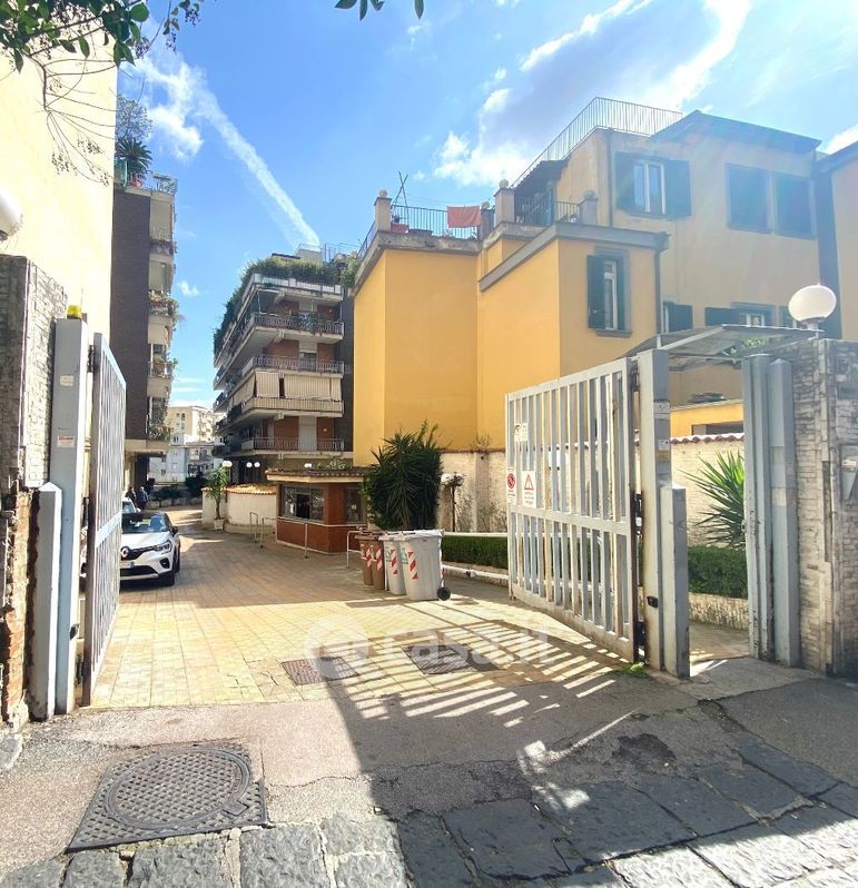 Appartamento in Vendita in Via Giuseppe Orsi 15 A a Napoli
