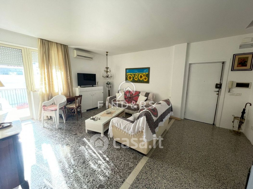 Appartamento in Vendita in Via Itria 27 a Reggio Calabria