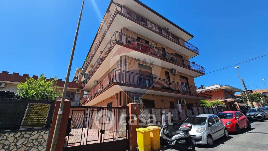 Appartamento in Vendita in Via Donato Bramante 20 a Gravina di Catania