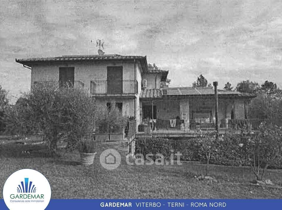 Villa in Vendita in Via Cacciano a Monteleone d'Orvieto