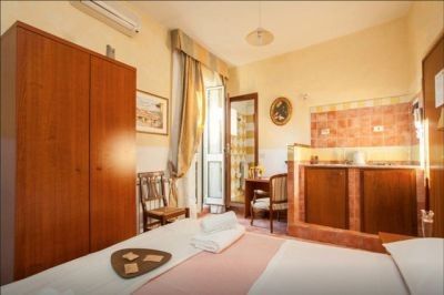 Appartamento in Vendita in Via S. Ciriaca a Roma