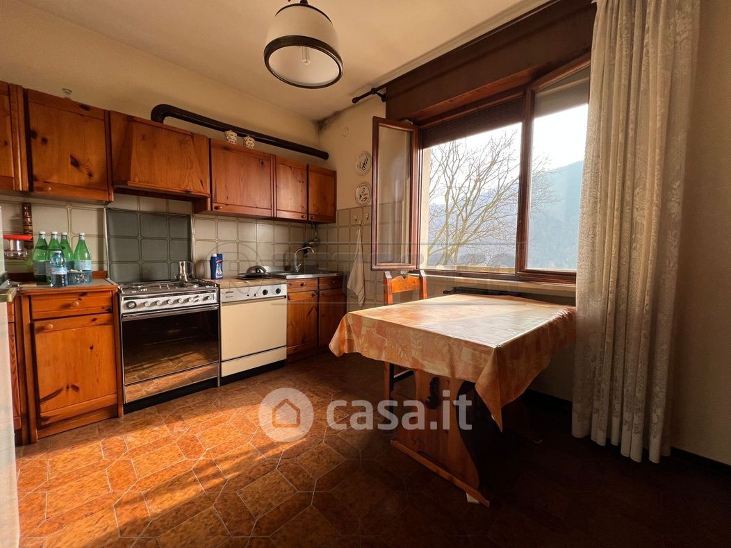 Appartamento in Vendita in Piazza Guglielmo Marconi 1 a Val Liona