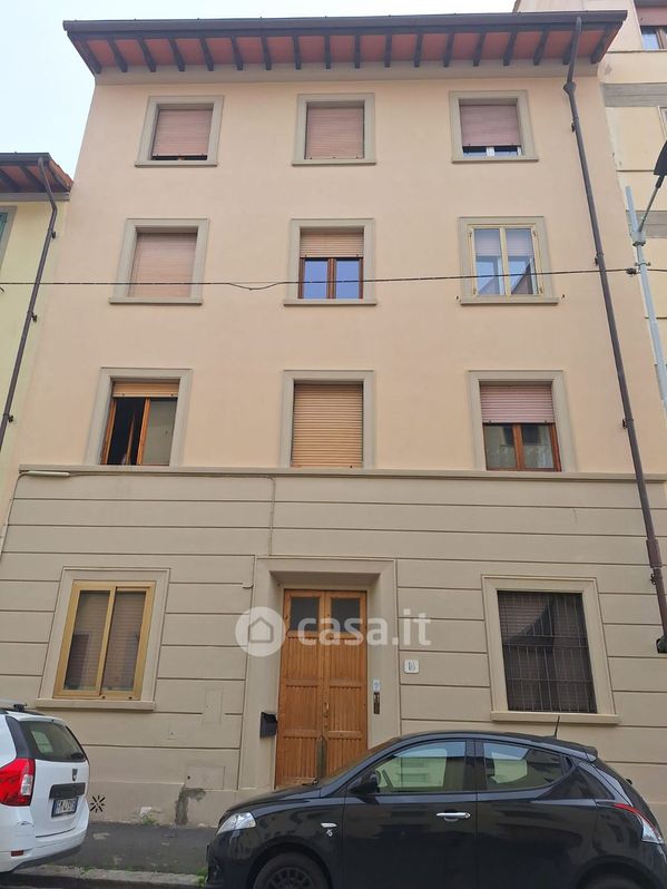 Appartamento in Vendita in Via Emidio Spinucci a Firenze