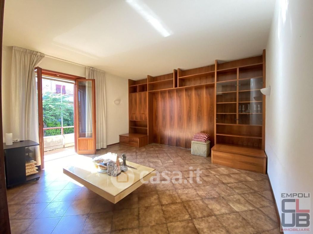 Appartamento in Vendita in Via Val D'Ossola 39 a Empoli