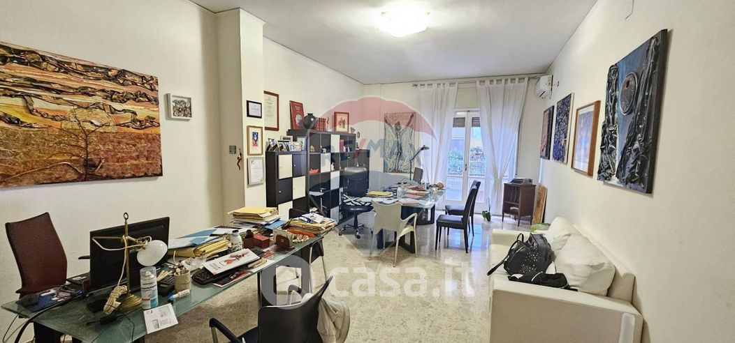 Appartamento in Vendita in Via Arcangelo Rotunno 15 a Salerno