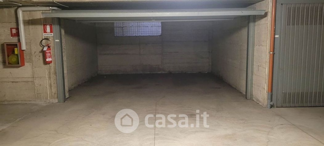 Garage/Posto auto in Vendita in Via Gaudenzio Ferrari a Saronno