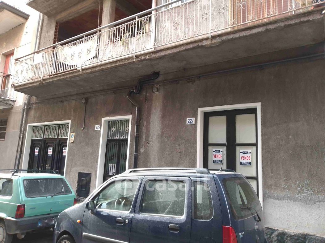 Appartamento in Vendita in Via Guglielmo Marconi 225 a Paternò
