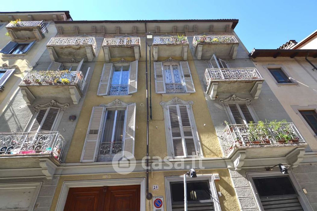 Appartamento in Vendita in Via Rossana a Torino