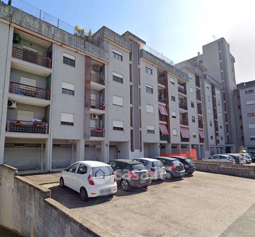 Appartamento in Vendita in Viale Le Corbusier 278 a Latina