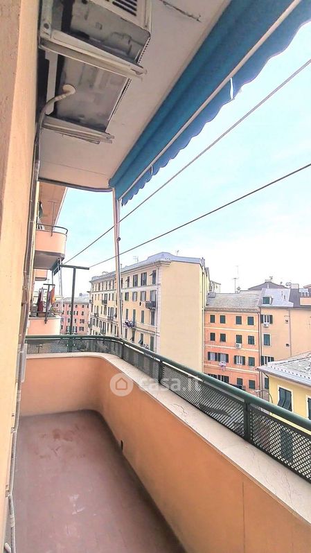 Appartamento in Vendita in Via Federico Avio a Genova