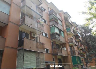 Appartamento in Vendita in Via Console Marcello 36 a Milano