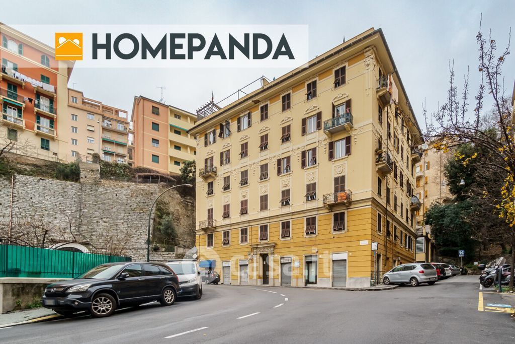 Appartamento in Vendita in Via Napoli 1 a Genova