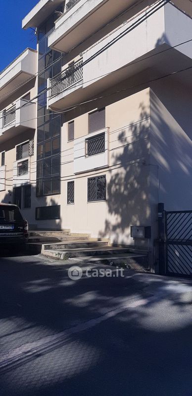 Appartamento in Vendita in Via Montepiselli 2 a Messina