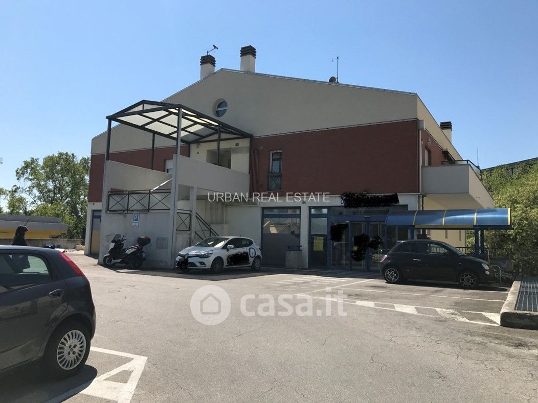 Negozio/Locale commerciale in Vendita in Via dell'Istria a Trieste