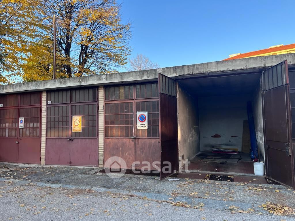 Garage/Posto auto in Vendita in Via Giacomo Leopardi 11 a Rivalta di Torino