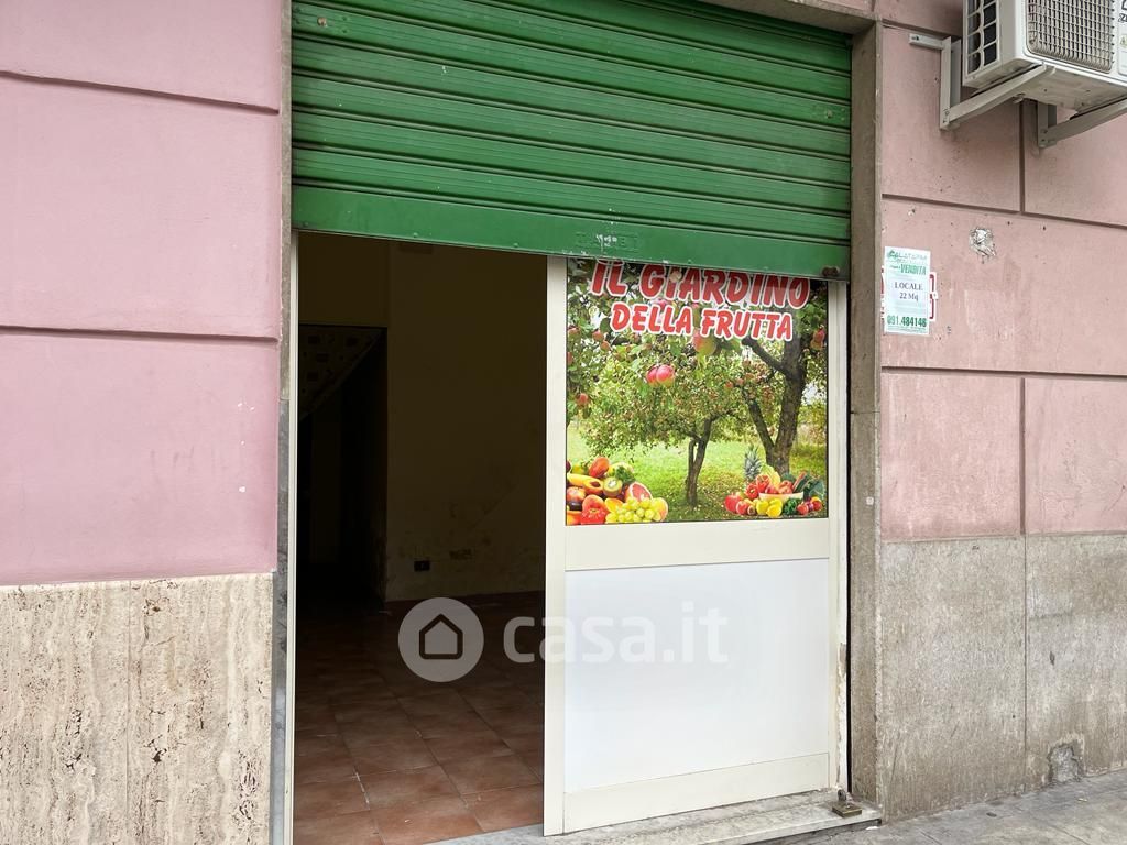 Negozio/Locale commerciale in Vendita in Via Onorato Carmelo 67 a Palermo