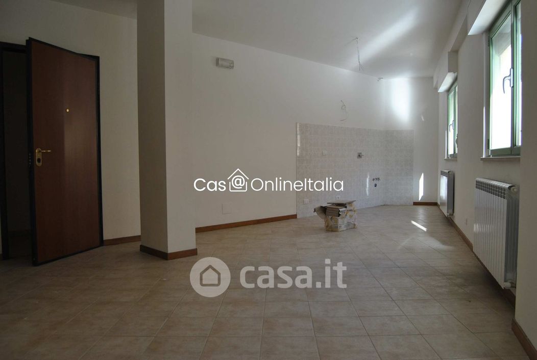 Appartamento in Vendita in Strada Trasimeno Ovest a Perugia