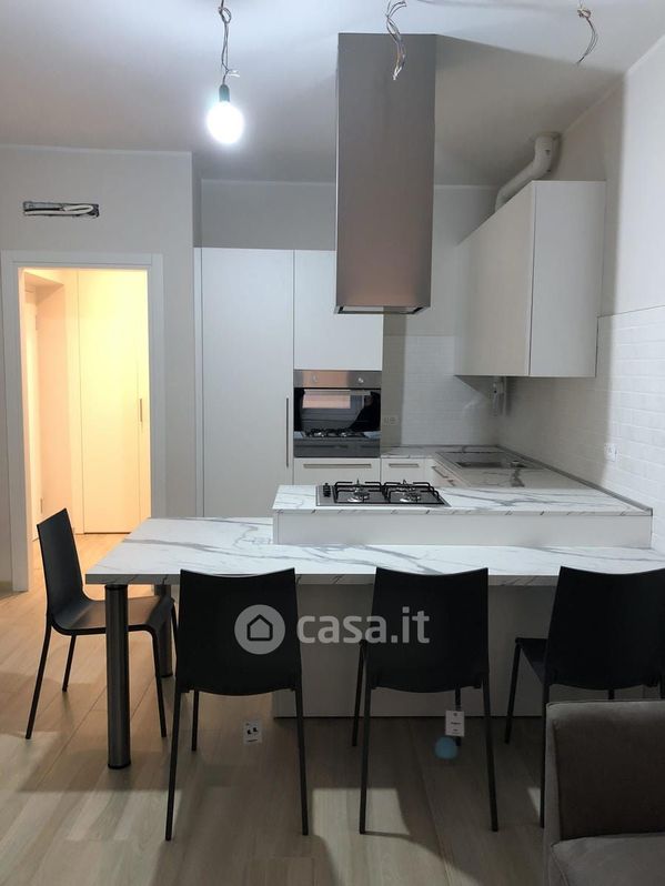 Appartamento in Affitto in Via Nicola Mazza 63 a Verona