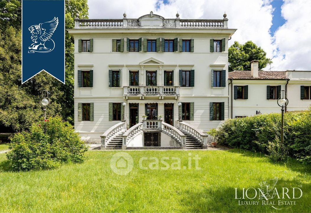 Villa in Vendita in a Treviso