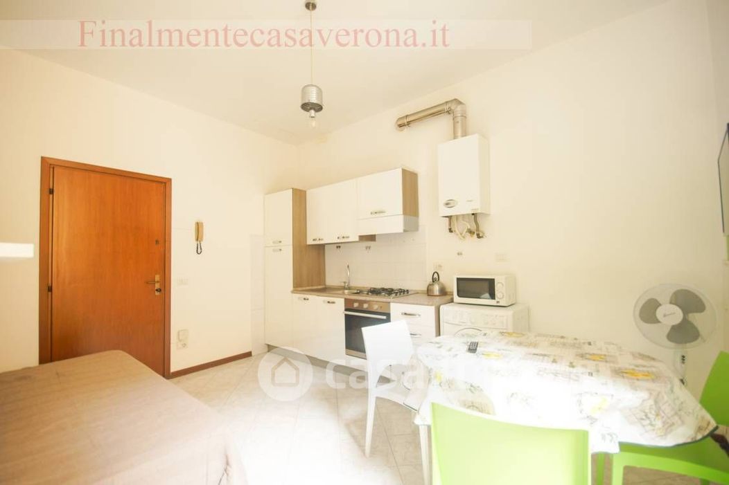 Appartamento in Affitto in Via Macello 8 a Verona
