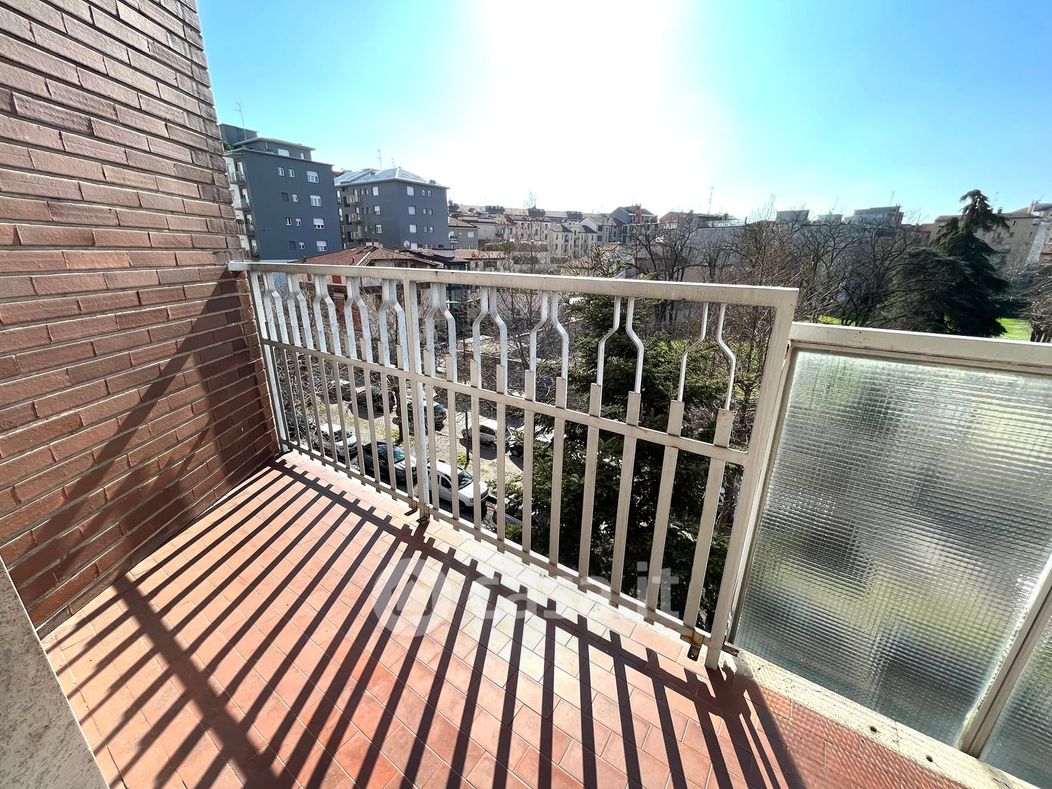 Appartamento in Vendita in Via Antonello da Messina 5 a Milano