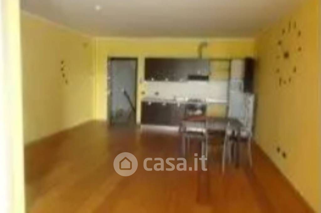 Appartamento in Vendita in Strada Agazzana 38 a Piacenza