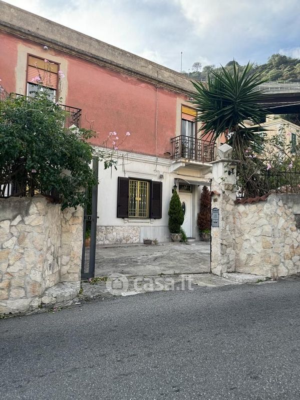 Appartamento in Vendita in Località San Michele 11 a Messina