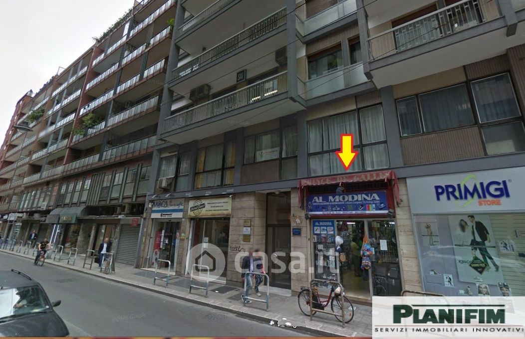 Negozio/Locale commerciale in Vendita in Via Gian Giuseppe Carulli 3 A a Bari