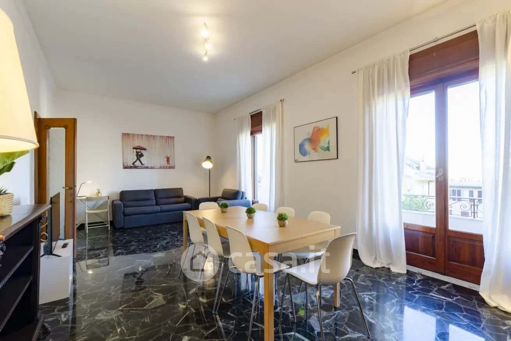 Appartamento in Affitto in Via Camilla 1 a Genova