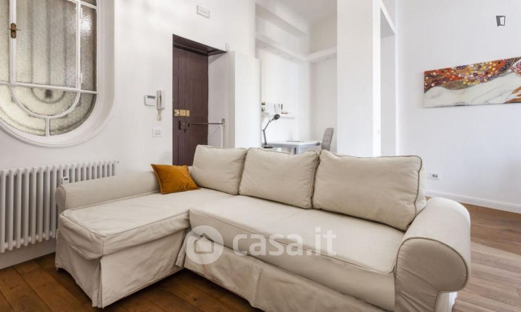 Appartamento in Affitto in Viale Monte Grappa a Milano