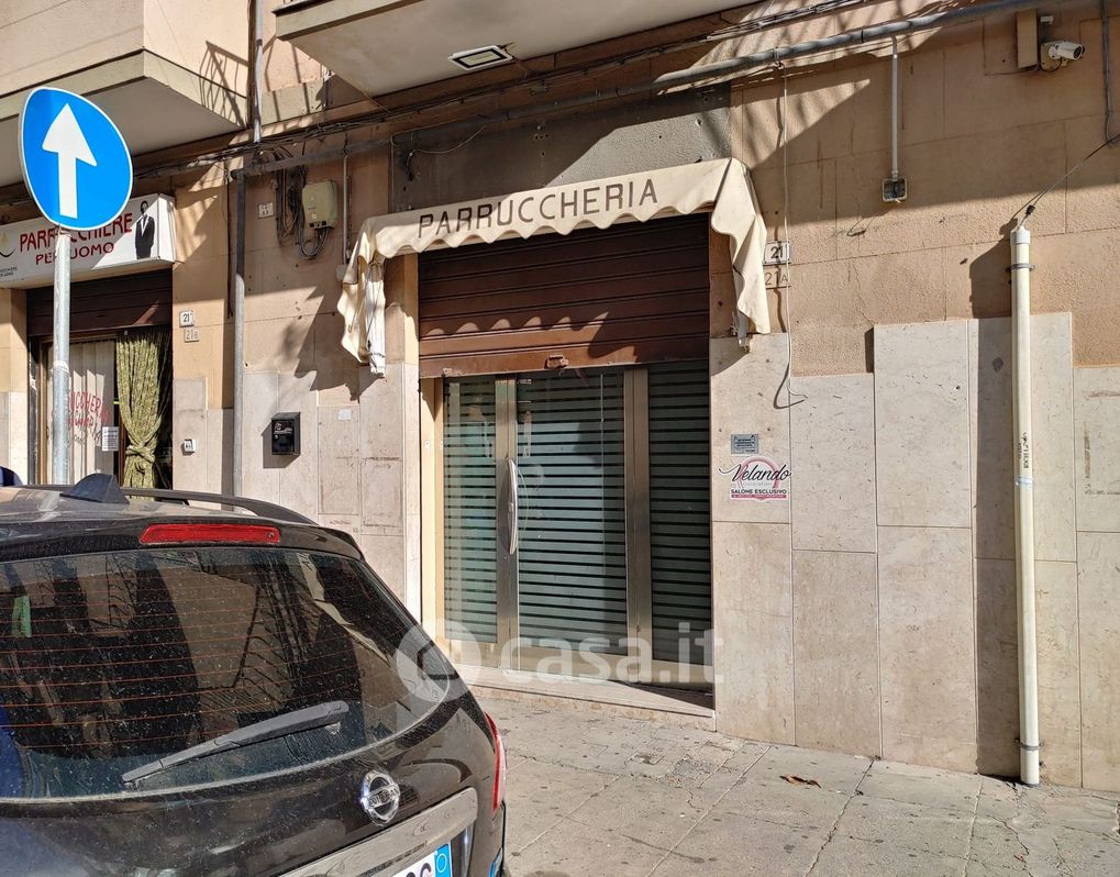 Negozio/Locale commerciale in Vendita in Via Aloisio Juvara 21 /A a Palermo