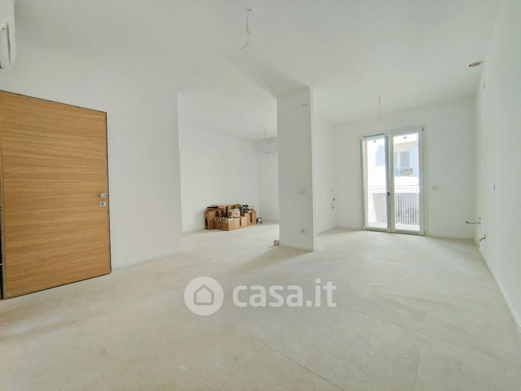 Appartamento in Vendita in Via Brandolino 3 a Rimini
