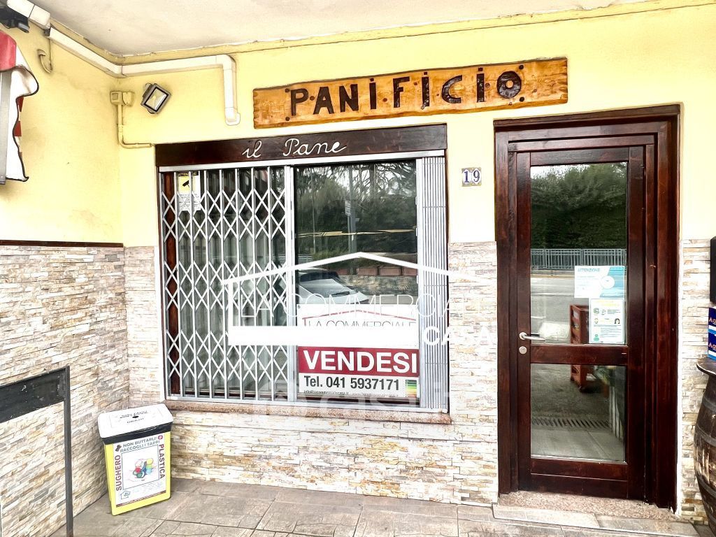 Negozio/Locale commerciale in Vendita in Via Castellana 19 a Venezia