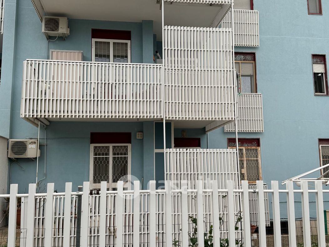 Appartamento in Vendita in Via Giosuè Carducci a Valenzano