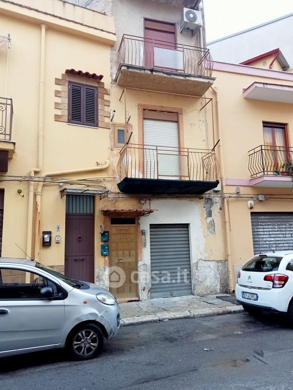 Appartamento in Vendita in Via casalini 9 a Palermo