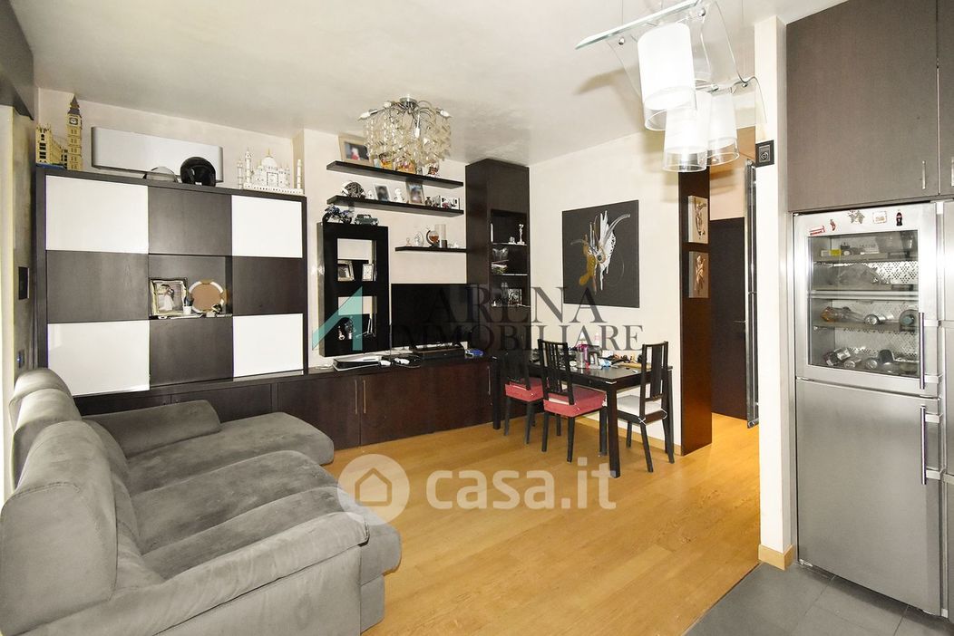 Appartamento in Vendita in Via Mecenate 25 a Milano