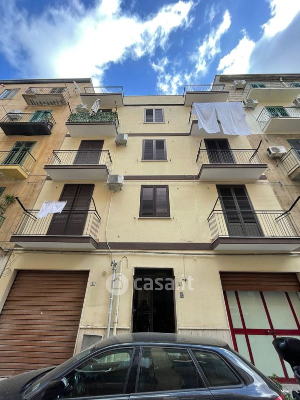 Appartamento in Vendita in Via Mariano Bonincontro 55 a Palermo