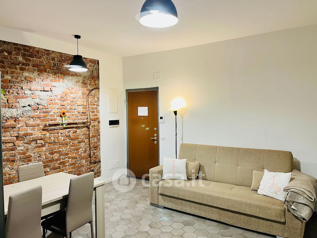 Appartamento in Affitto in Via Rutilia 19 a Milano